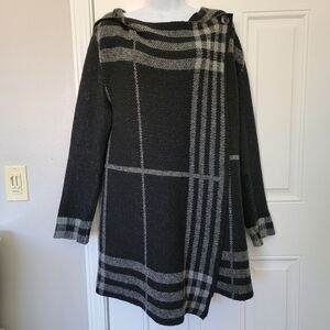 FYLO London Plaid Hooded Wrap Poncho Sweater Black Gray Wool Alpaca Size Large